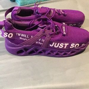 NIP Just SOSO shoes, purple size 43 (12)
